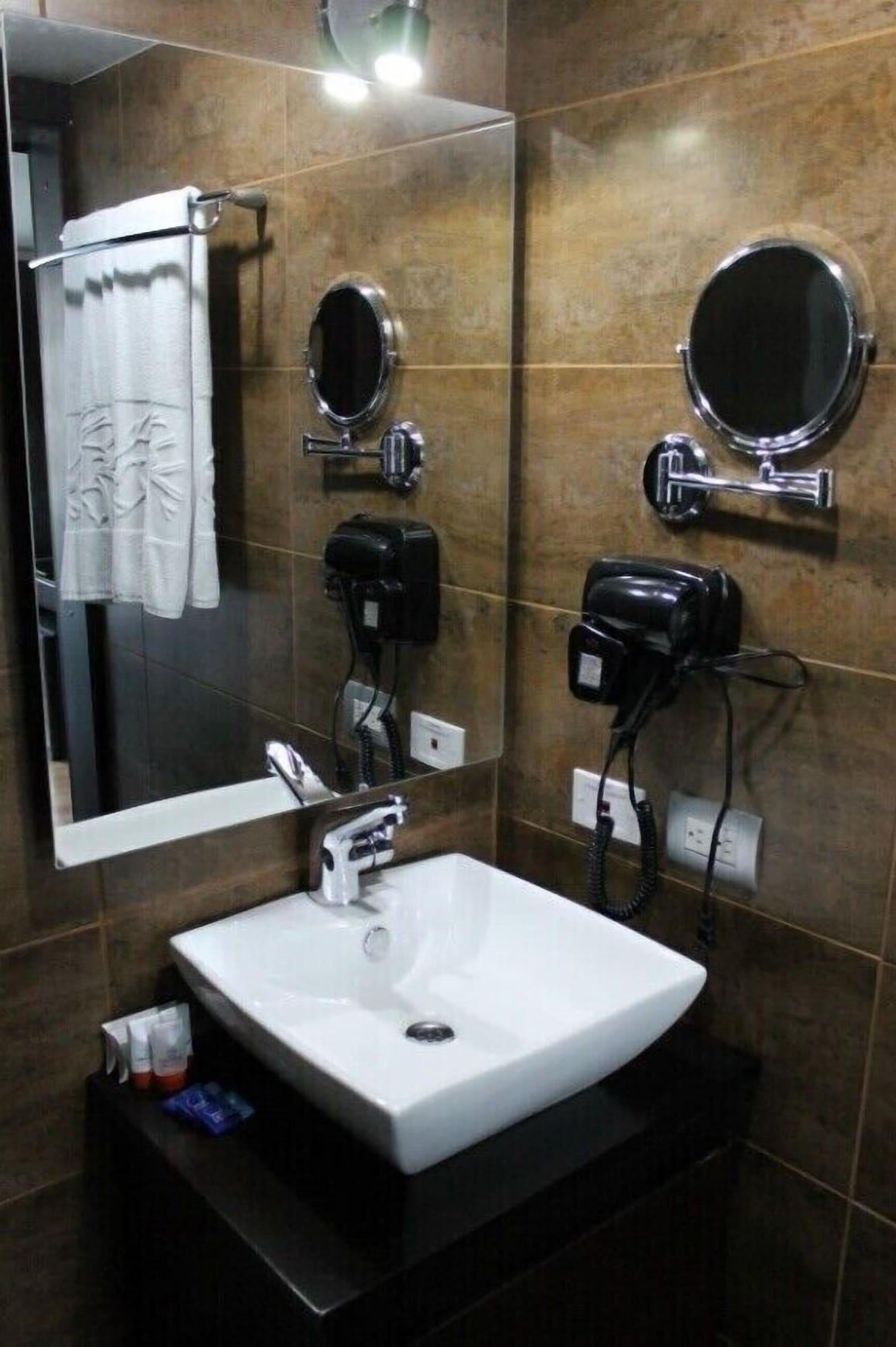 Hotel Colombians Suite Bogota Luaran gambar